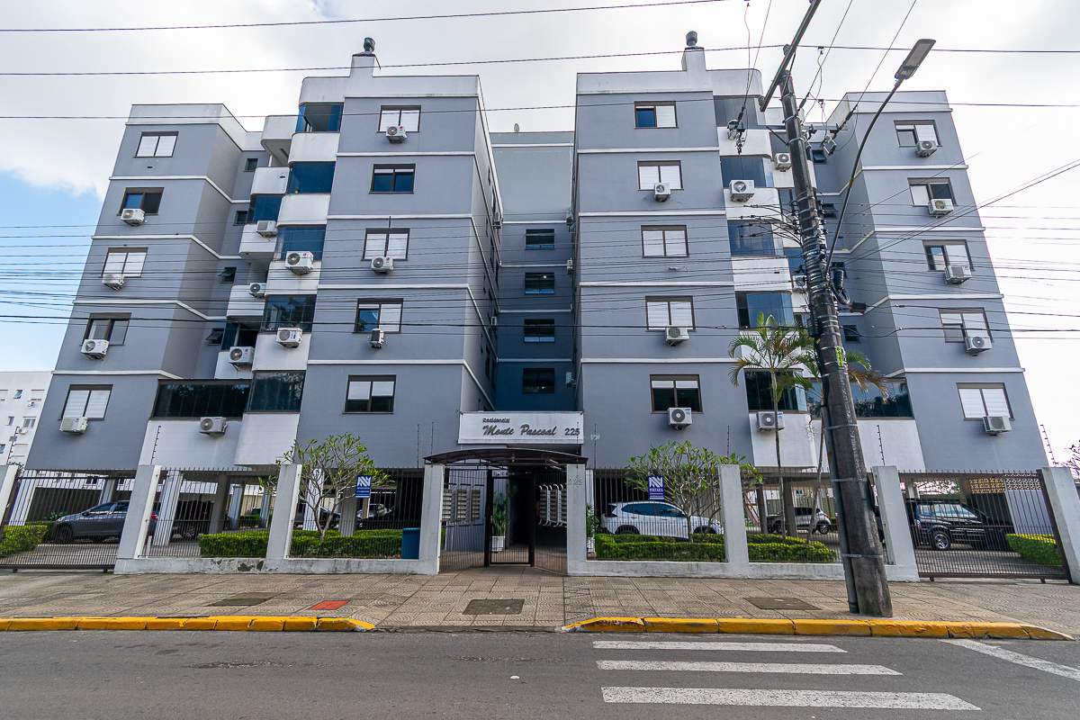 Excelente Apartamento em Bairro Nobre de Canoas
